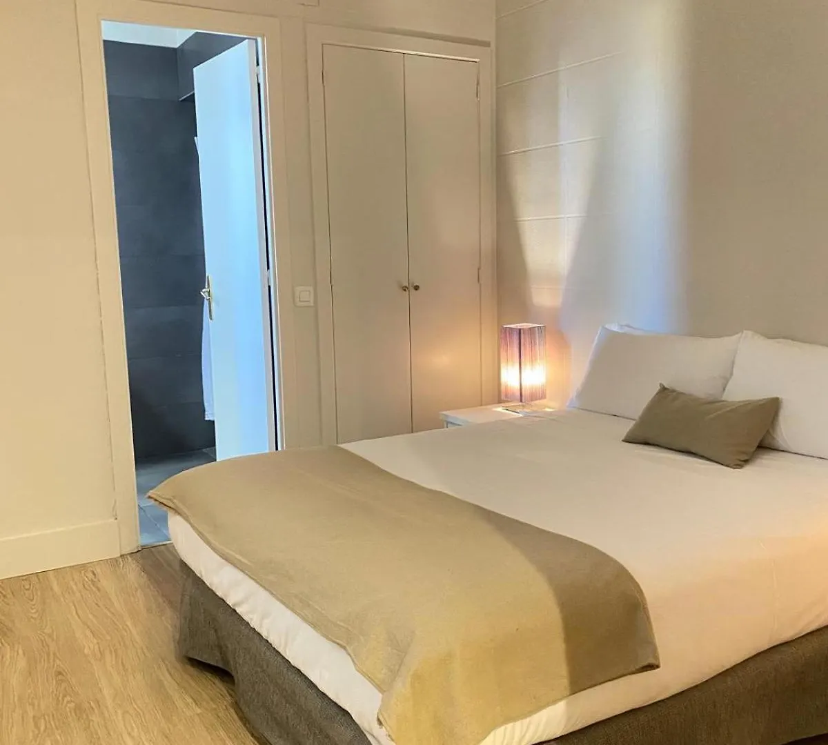 ** Guest house Hostal Goya Barcelona Spain